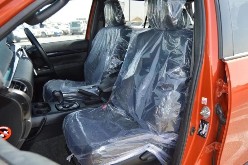 
								2018 Toyota Hilux full									