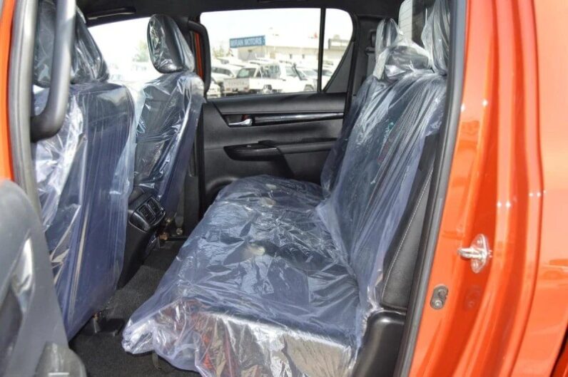 
								2018 Toyota Hilux full									