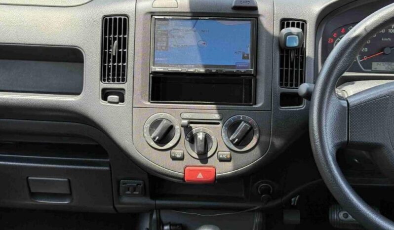 
								2019 Nissan AD 1.6L full									