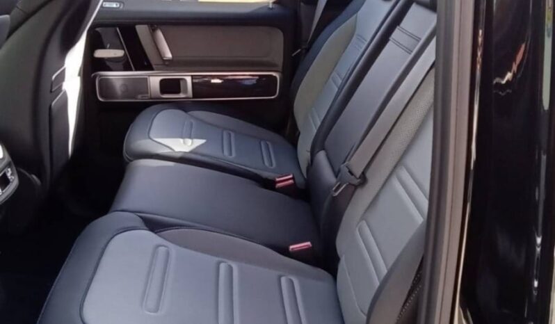 
								2025 Mercedes Benz G580 (EV) full									