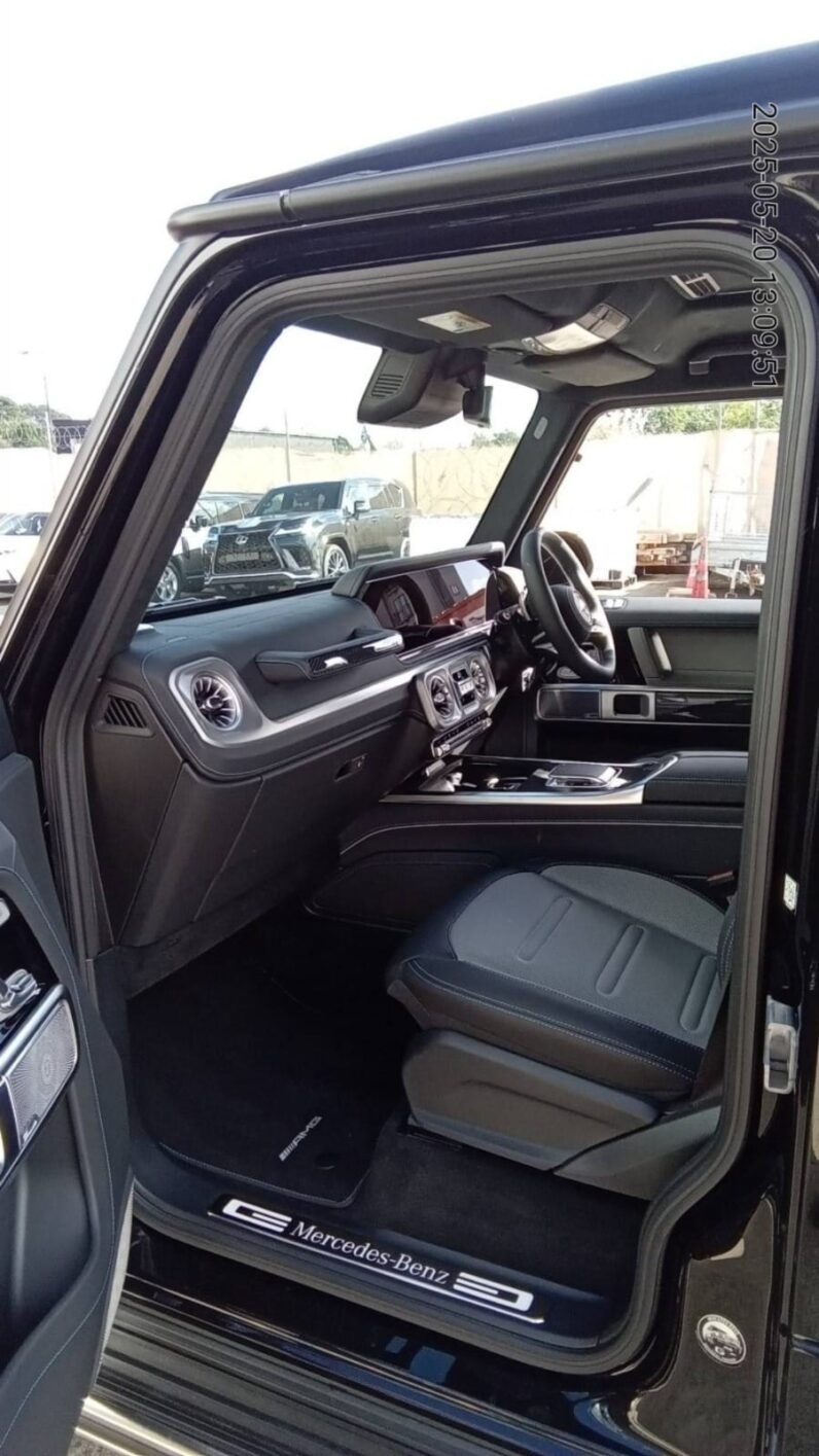 
								2025 Mercedes Benz G580 (EV) full									
