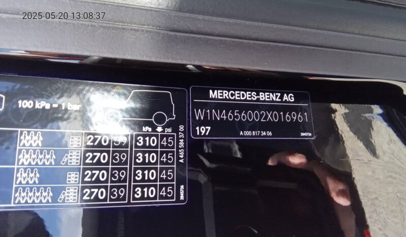 
								2025 Mercedes Benz G580 (EV) full									