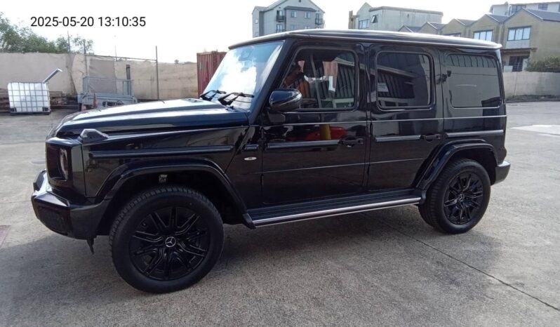 
								2025 Mercedes Benz G580 (EV) full									