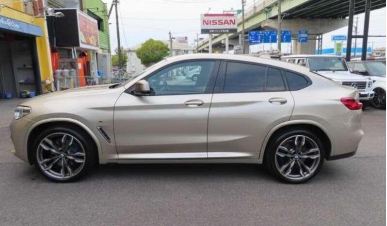 
								2019 BMW X4 M40i full									