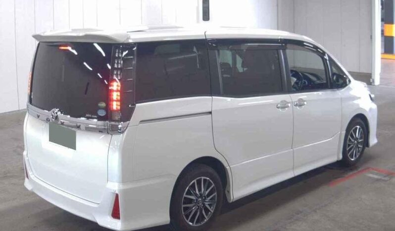 
								2016 Toyota Voxy “Kirameki” full									