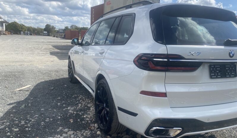 
								2025 BMW X7 40I M Sport full									