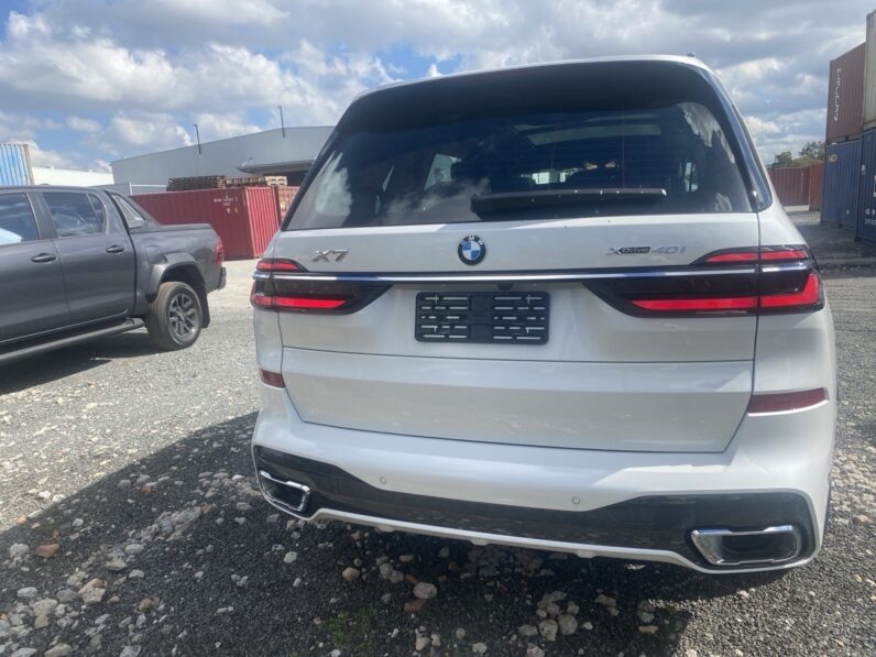 
								2025 BMW X7 40I M Sport full									