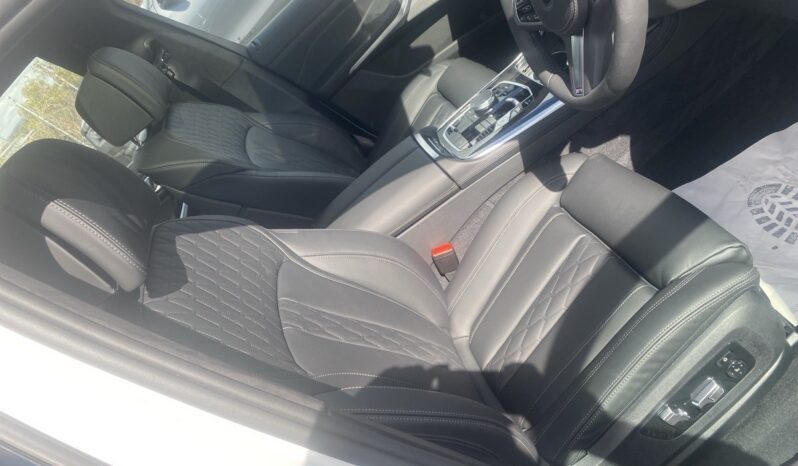 
								2025 BMW X7 40I M Sport full									