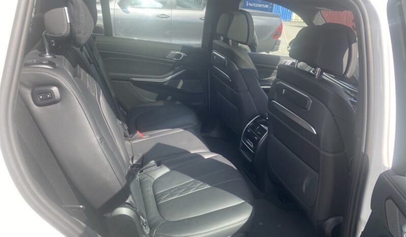 
								2025 BMW X7 40I M Sport full									