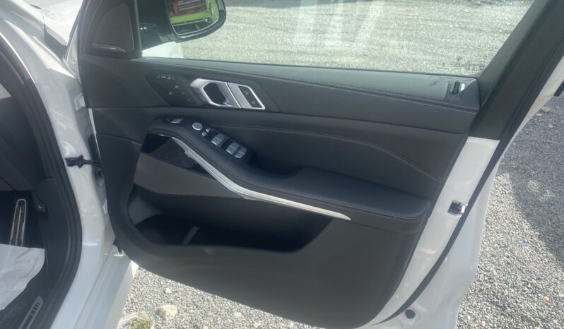 
								2025 BMW X7 40I M Sport full									
