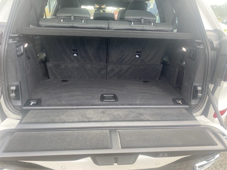 
								2025 BMW X7 40I M Sport full									