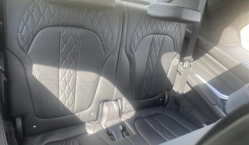 
								2025 BMW X7 40I M Sport full									