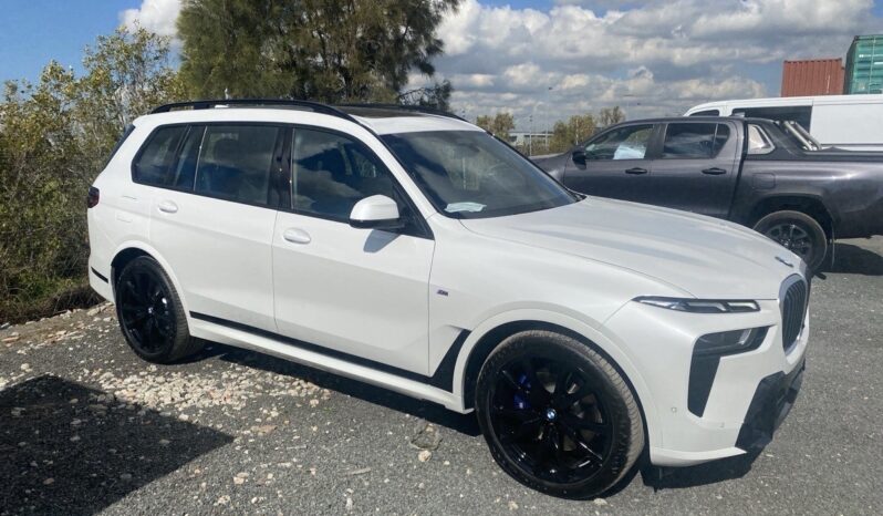 
								2025 BMW X7 40I M Sport full									