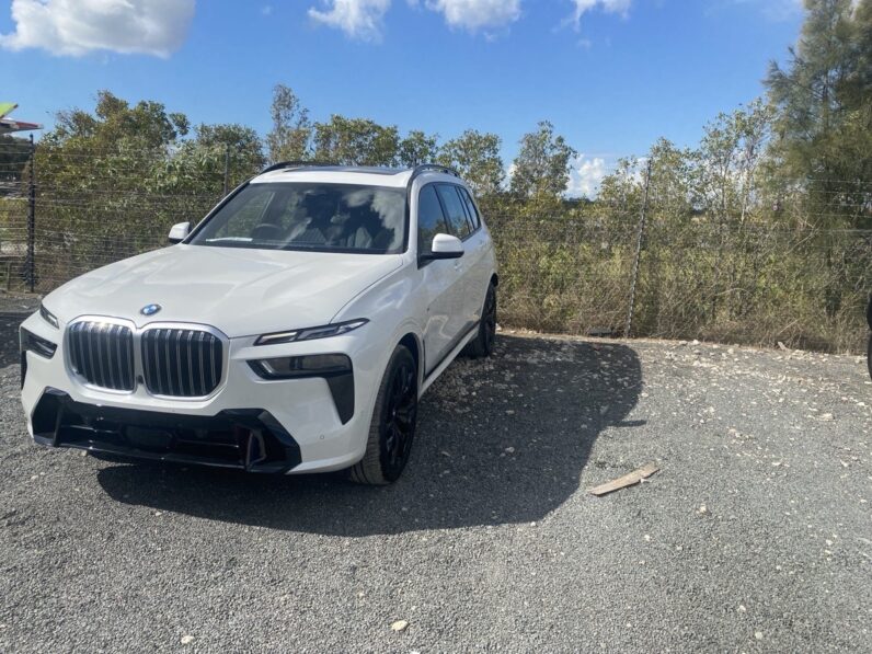 
								2025 BMW X7 40I M Sport full									