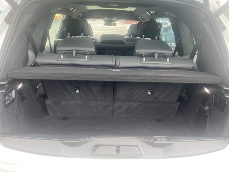 
								2025 BMW X7 40I M Sport full									