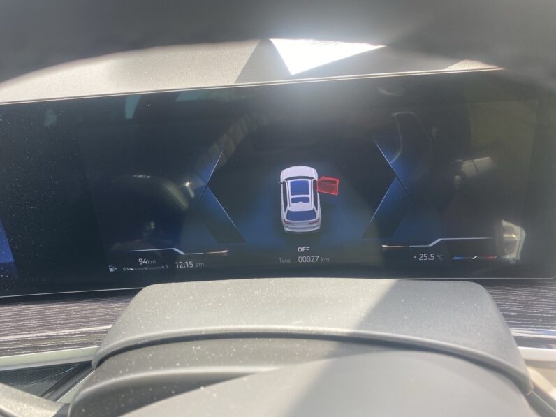 
								2025 BMW X7 40I M Sport full									