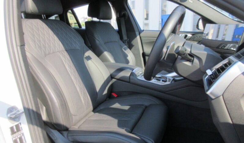 
								2024 BMW X6 60i M Sport full									