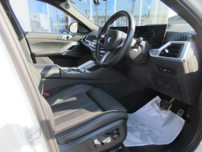 
								2024 BMW X6 60i M Sport full									