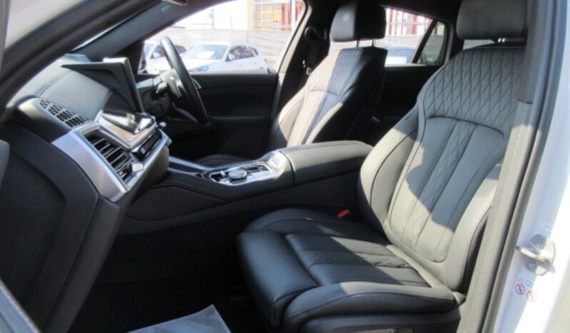 
								2024 BMW X6 60i M Sport full									