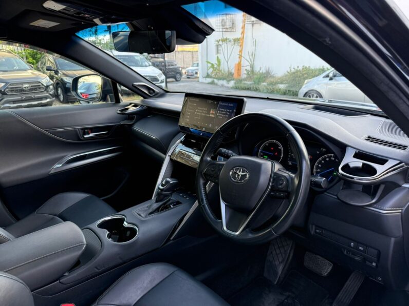 
								2020 Toyota Harrier 2.5L (Z Package) full									
