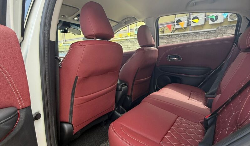 
								2016 Honda Vezel full									