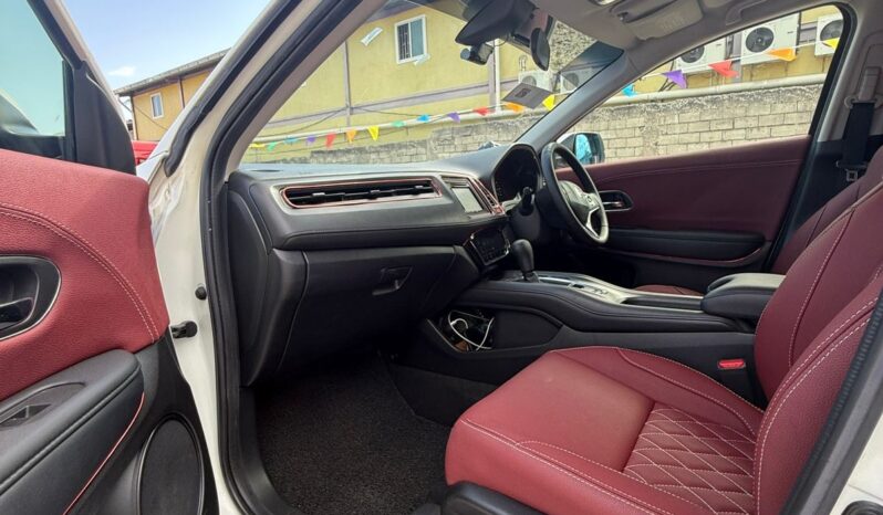 
								2016 Honda Vezel full									