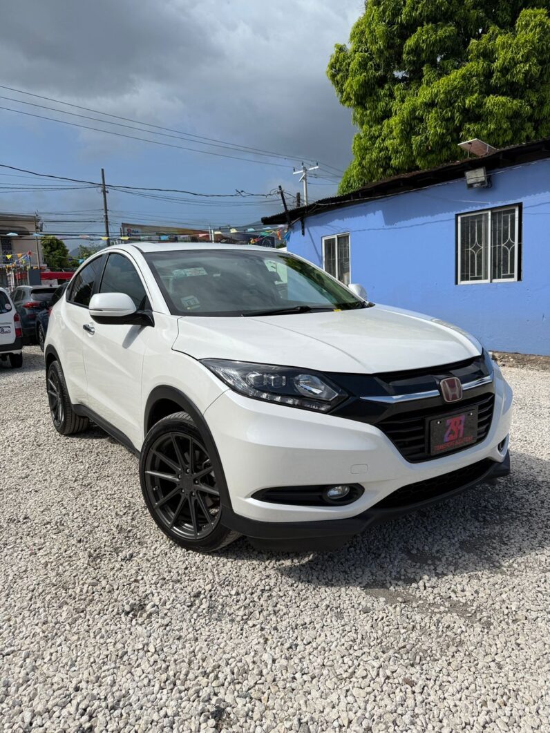 
								2016 Honda Vezel full									