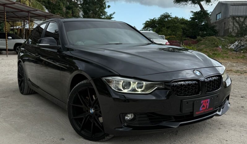 
								2014 BMW 320I M Sport full									