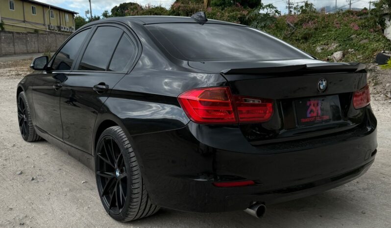 
								2014 BMW 320I M Sport full									