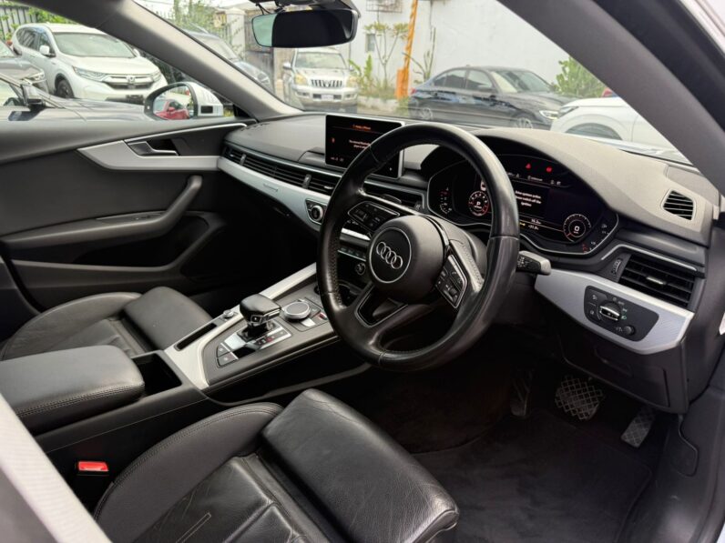 
								2018 Audi A5 Sportback 2.0L full									