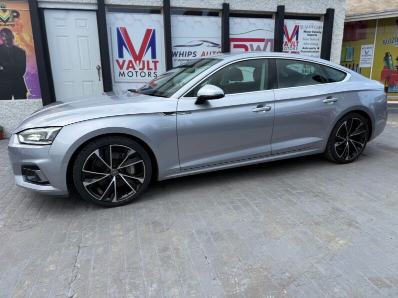 
								2018 Audi A5 Sportback 2.0L full									
