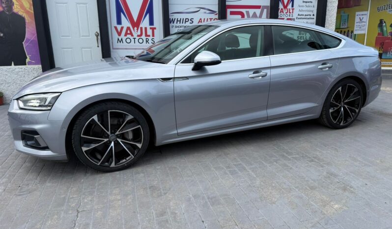 
								2018 Audi A5 Sportback 2.0L full									