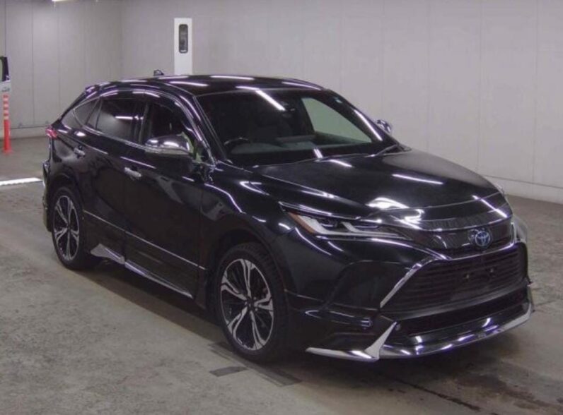 
								2022 Toyota Harrier GS full									