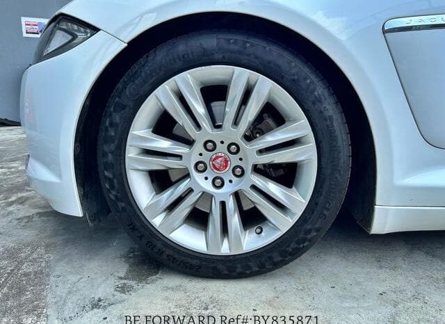 
								2016 Jaguar XF full									