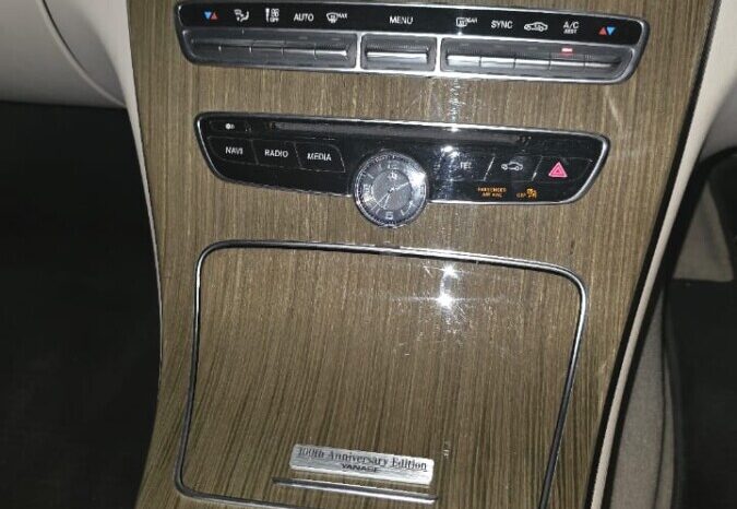 
								2016 Mercedes Benz C200 (100th Anniversary) full									