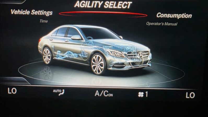
								2016 Mercedes Benz C200 (100th Anniversary) full									