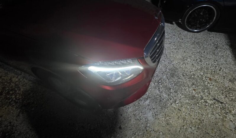 
								2016 Mercedes Benz C200 (100th Anniversary) full									