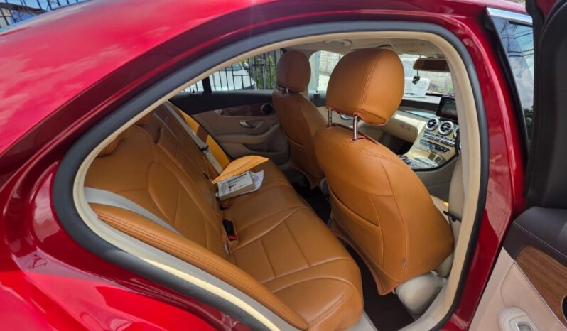 
								2016 Mercedes Benz C200 (100th Anniversary) full									