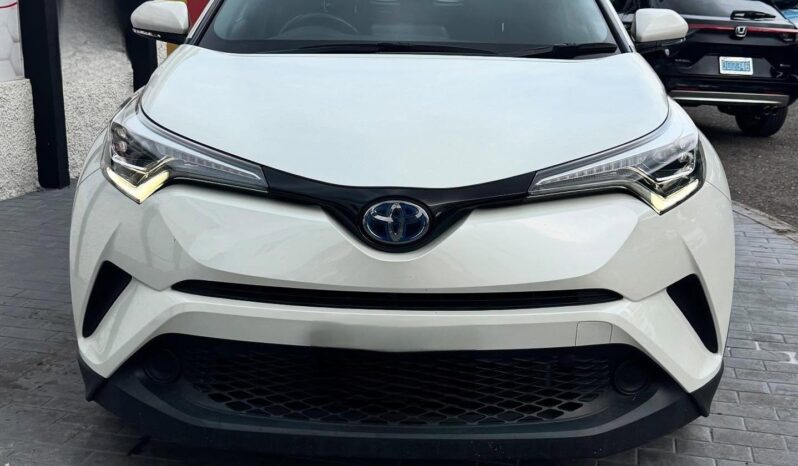 
								2018 Toyota CHR full									