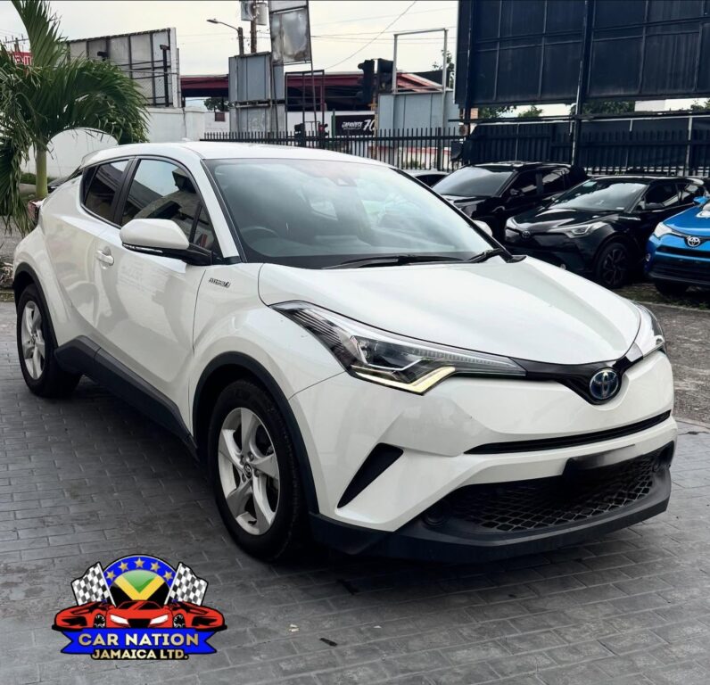 
								2018 Toyota CHR full									