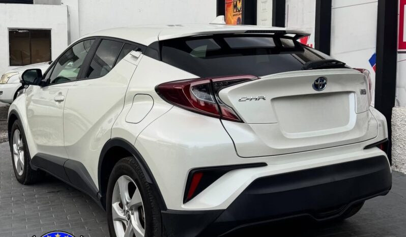 
								2018 Toyota CHR full									