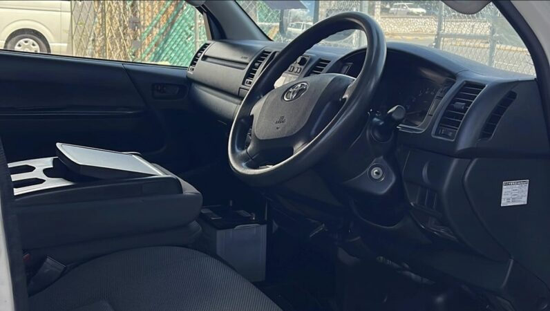 
								2016 Hiace Panel Van (Reefer) full									