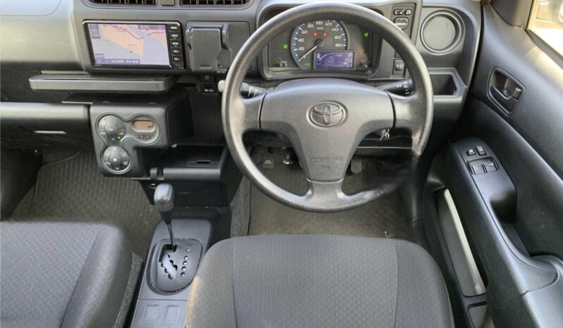 
								2019 Toyota Probox 1.5GL Hybrid full									
