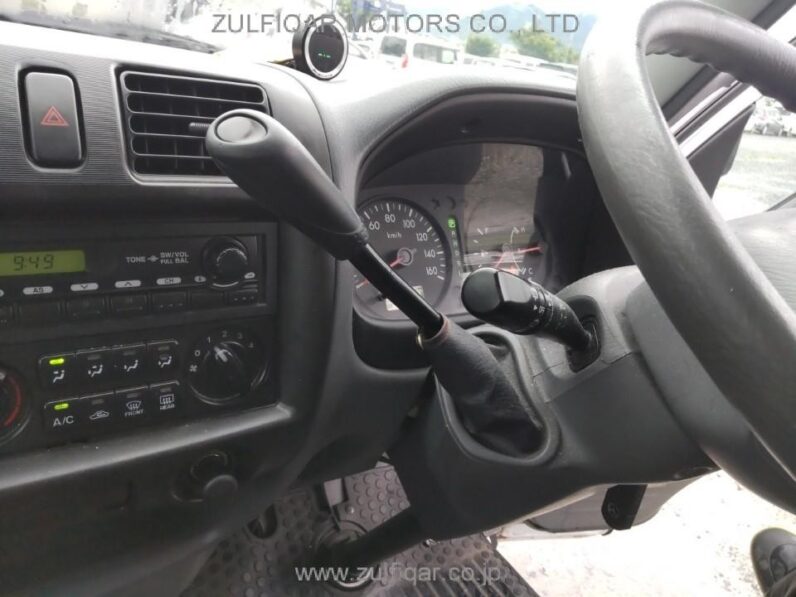 
								2017 Mazda Bongo full									