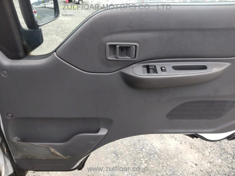 
								2017 Mazda Bongo full									