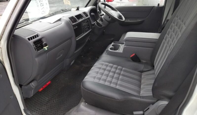 
								2017 Mazda Bongo full									