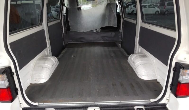 
								2017 Mazda Bongo full									