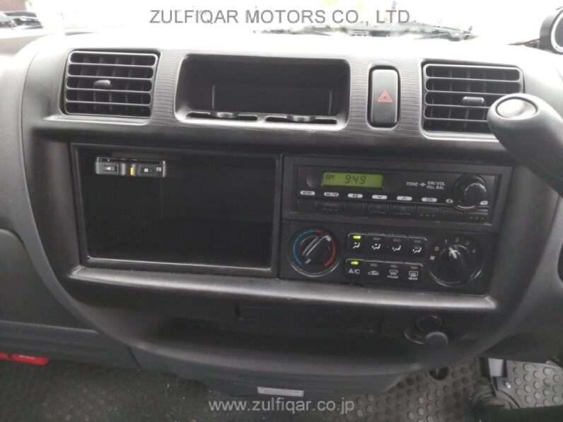 
								2017 Mazda Bongo full									
