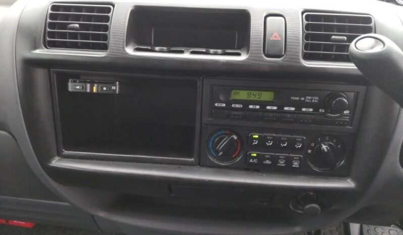 
								2017 Mazda Bongo full									