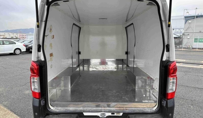 
								2018 Nissan NV350 Caravan DX 2.0G (2.0 Thermos) full									